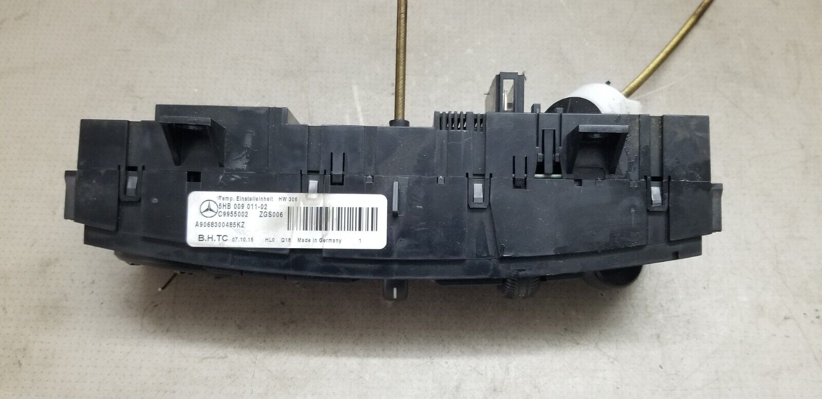 Mercedes-Benz Sprinter W906 06-14 Pre-Facelift Climate Control Panel A9068300485 |O - Image 5