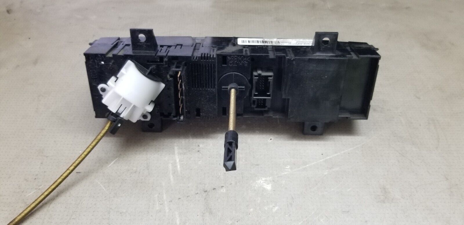 Mercedes-Benz Sprinter W906 06-14 Pre-Facelift Climate Control Panel A9068300485 |O - Image 7