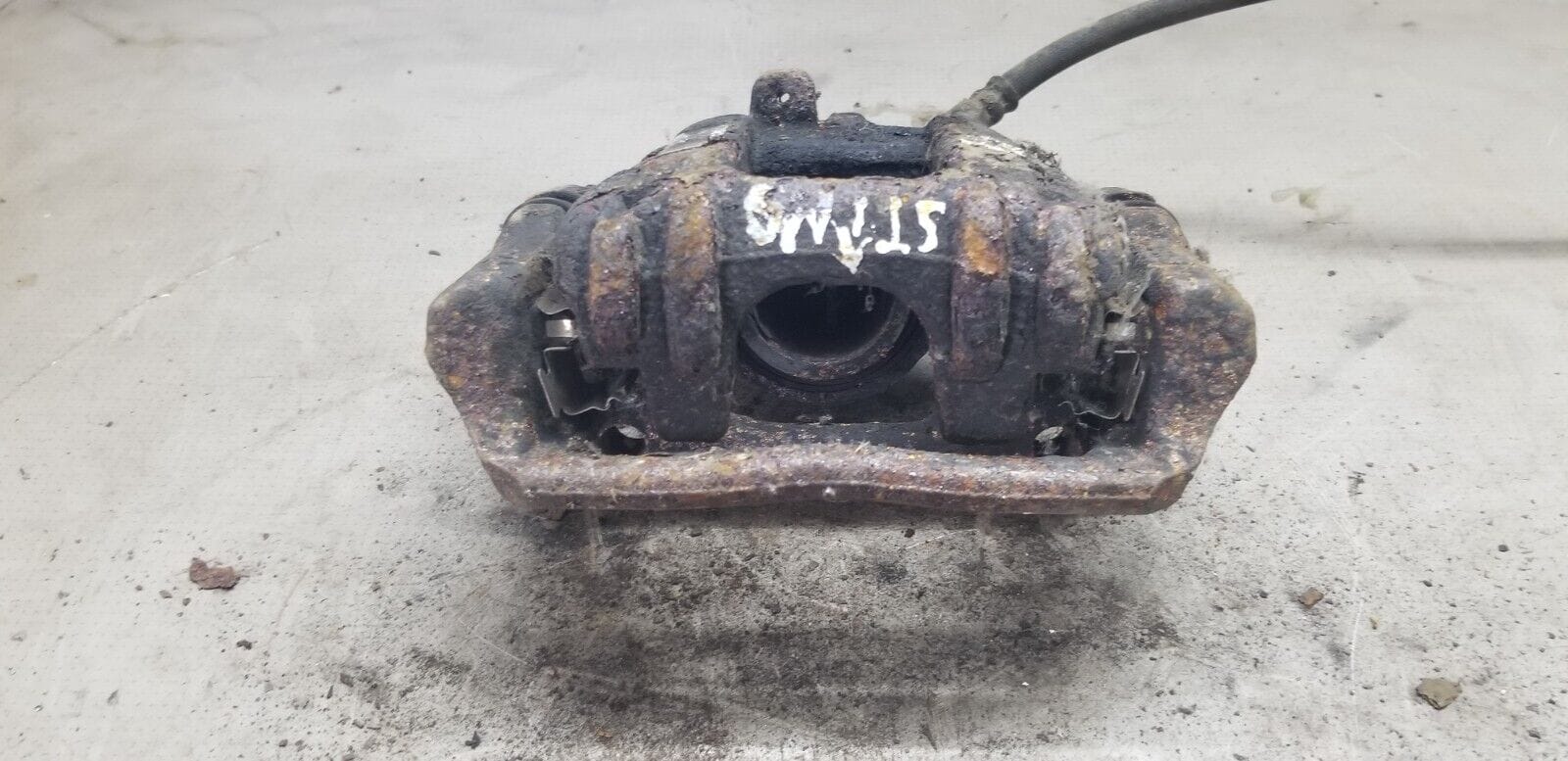 Mercedes Benz Sprinter W906 2012 2.1CDI Rear Left NSR Brake Caliper - Image 3