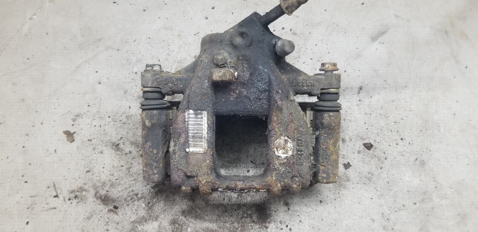 Mercedes Benz Sprinter W906 2012 2.1CDI Rear Left NSR Brake Caliper