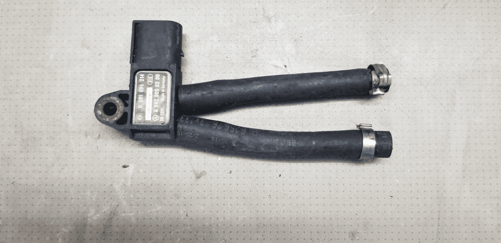 Mercedes E Class DPF EXHAUST PRESSURE SENSOR A6429050200 2014 W212