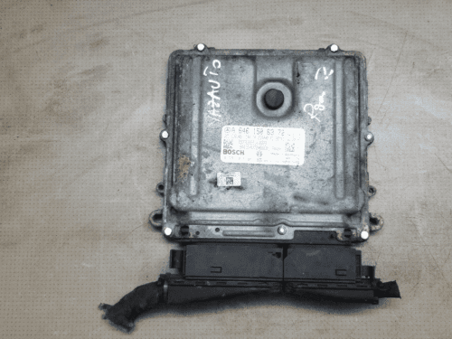 Mercedes Sprinter ECU Engine Control Unit A6461506372 0281015053