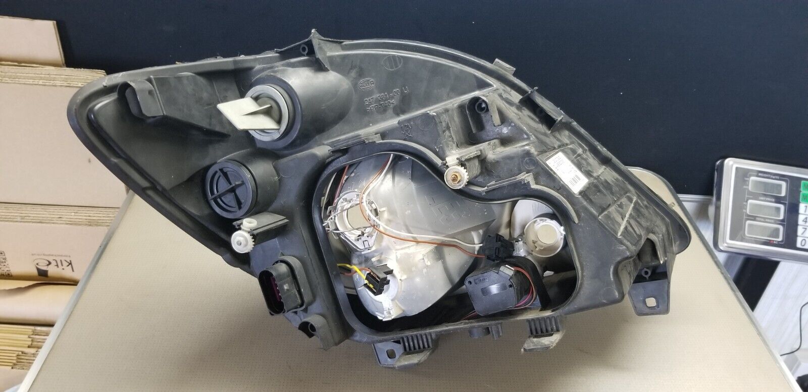 Mercedes Sprinter N/S HEADLIGHT 2012 P/N A9068200361 - Image 6