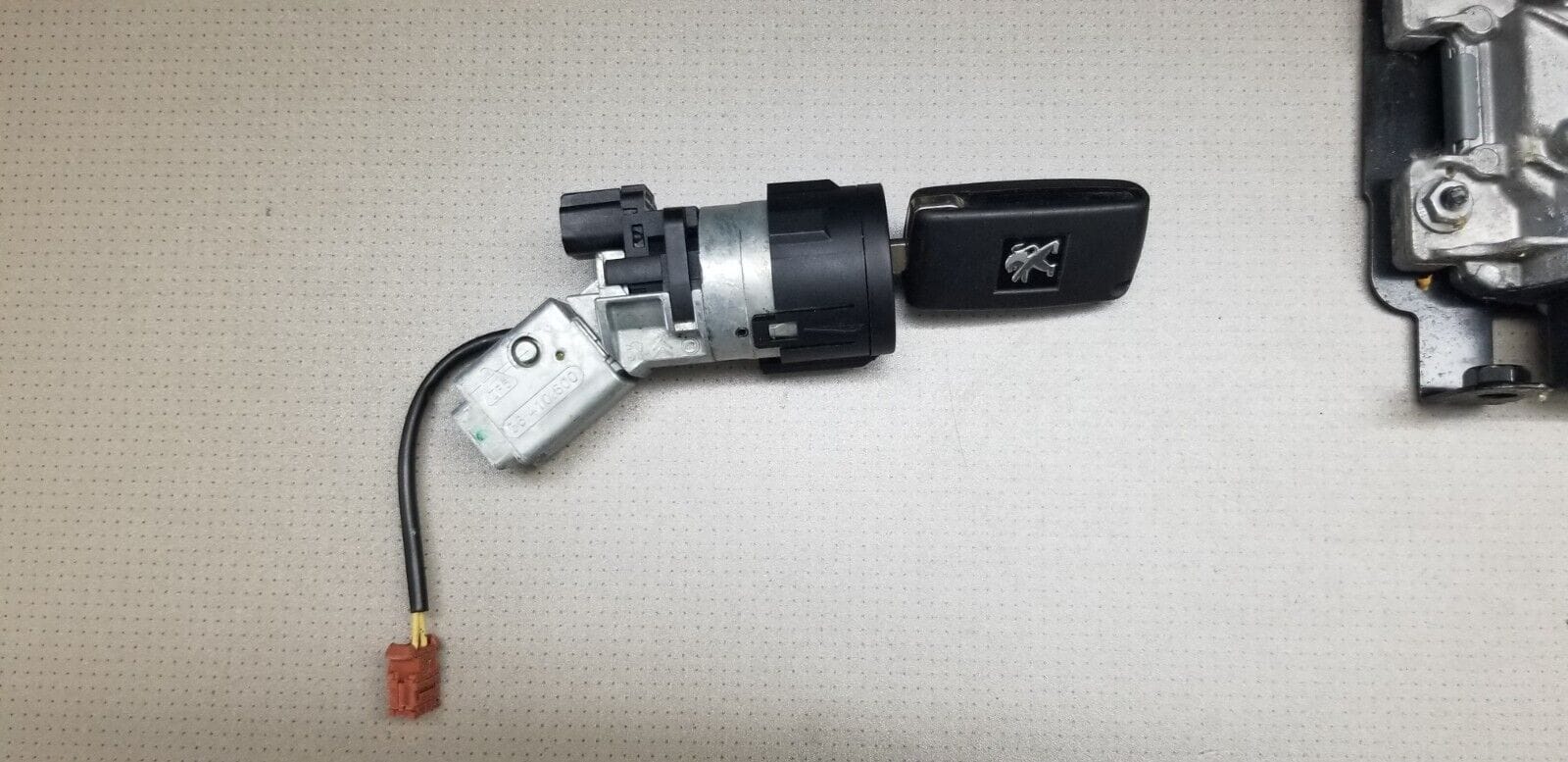 Peugeot 308 MK1 T7 1.6 HDI ECU KIT / 9800268980 / 9666681180/ 2011 2013 - Image 6