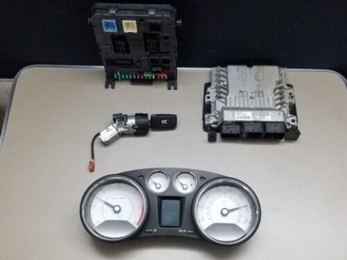 Peugeot 308 MK1 T7 1.6 HDI ECU KIT / 9800268980 / 9666681180/  2011 2013