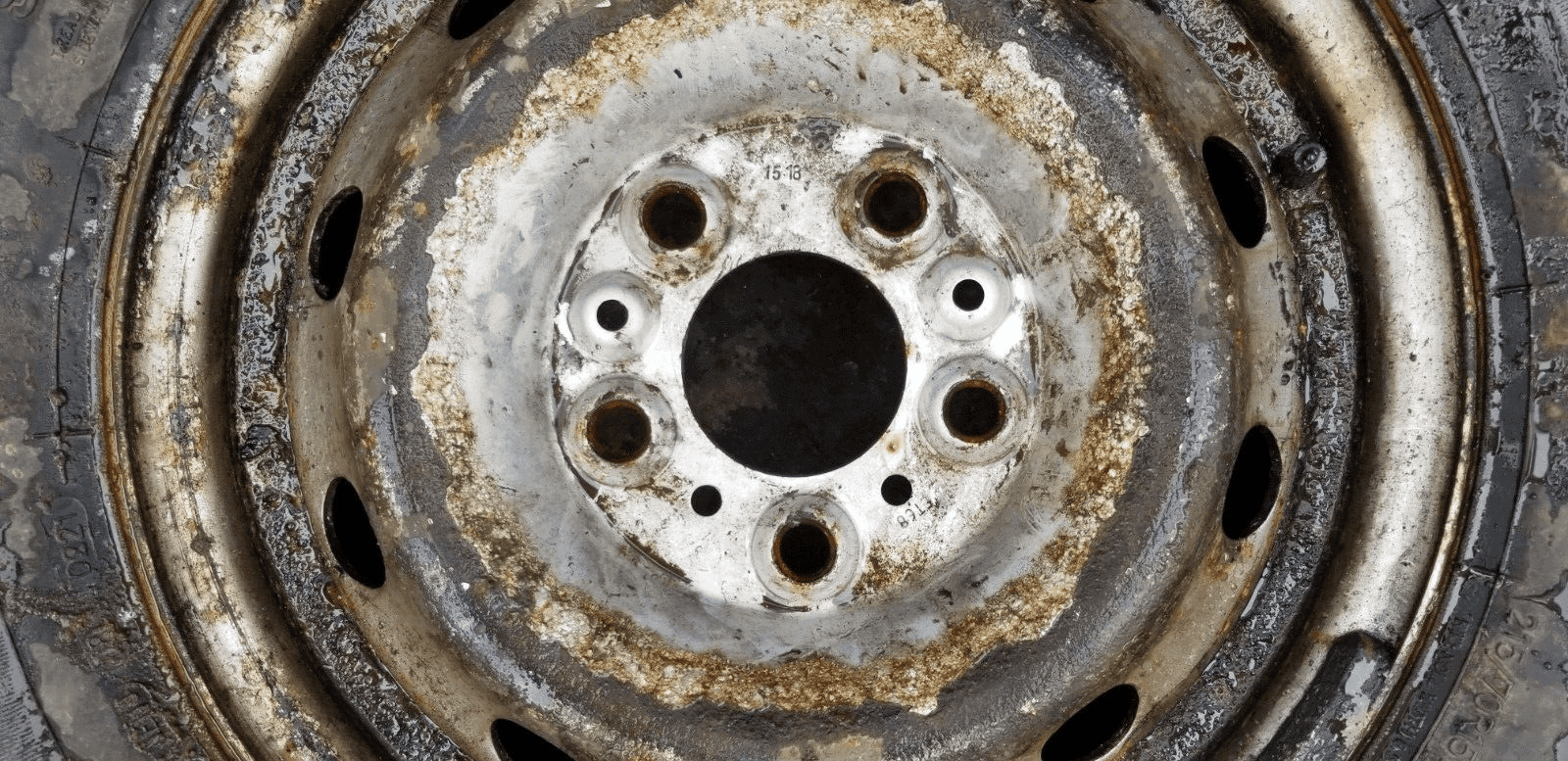 215/70R15 commercial van wheel