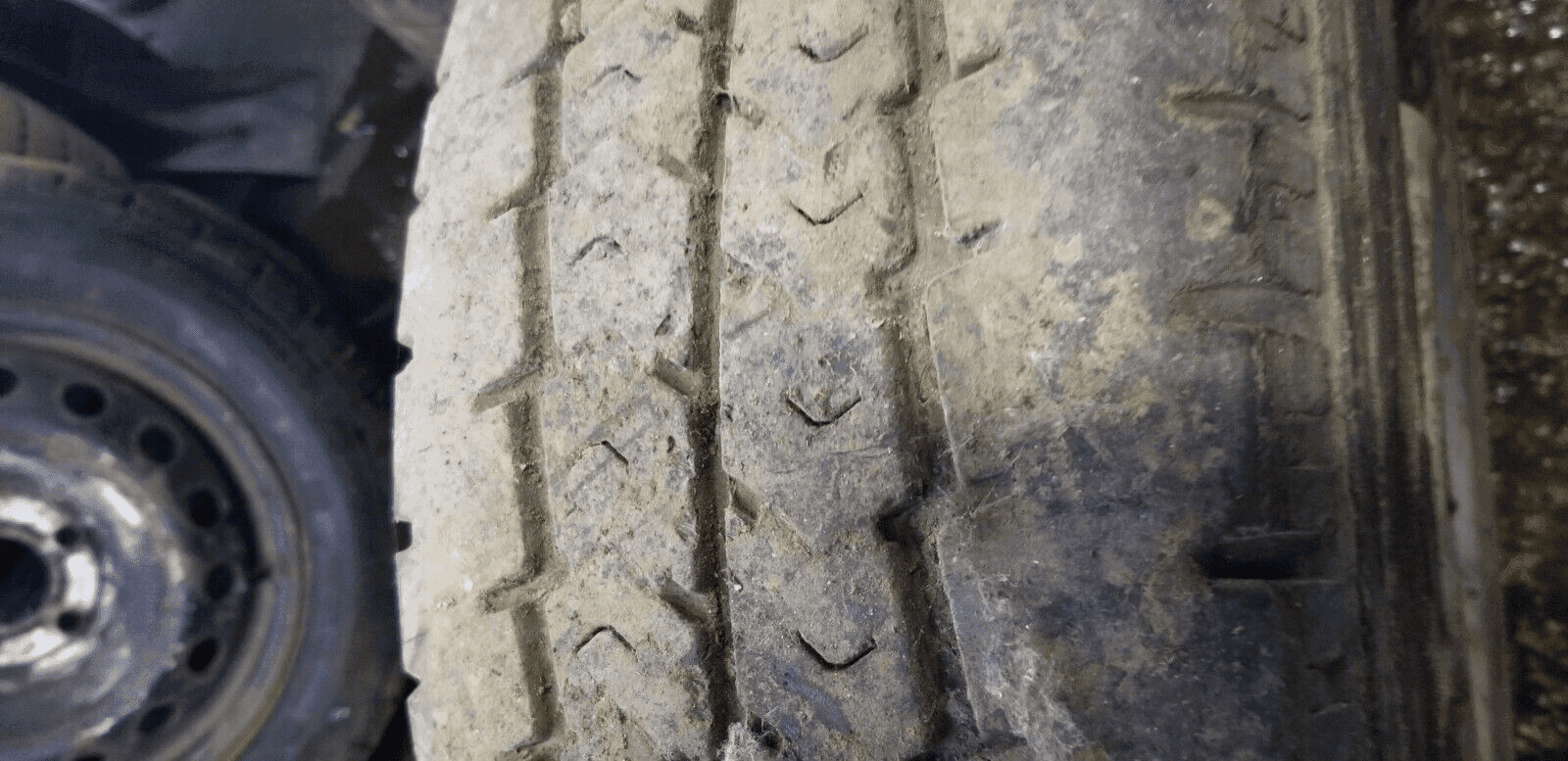 PEUGEOT BOXER STEEL WHEEL & TYRE - 215/70/R15C - Image 8