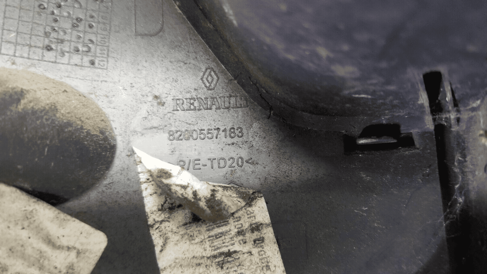 Renault Kangoo Passenger Rear Tail Light Trim 2012 Diesel 8200557181 - Image 4