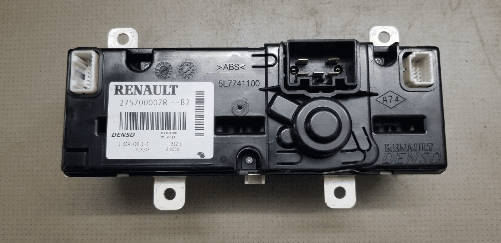 Renault Master Heater Control Panel 2016 2.3 Diesel 275700007R - Image 3