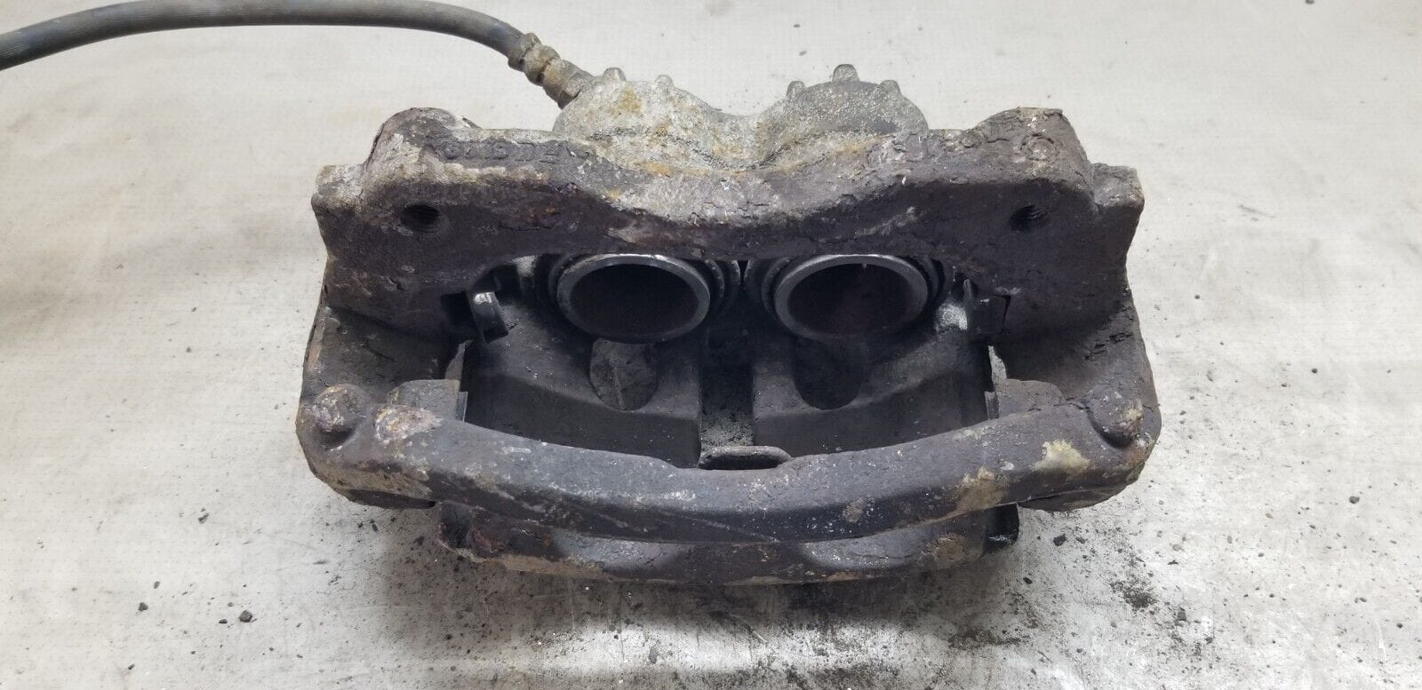 RENAULT MASTER MOVANO NV400 Brake Caliper Passenger Front 2015 2.3 Diesel - Image 6