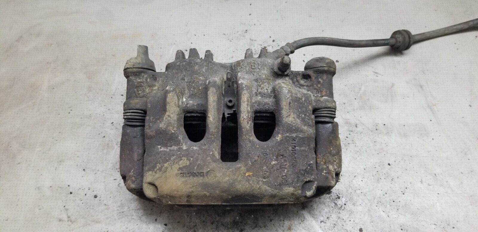RENAULT MASTER MOVANO NV400 Brake Caliper Passenger Front 2015 2.3 Diesel
