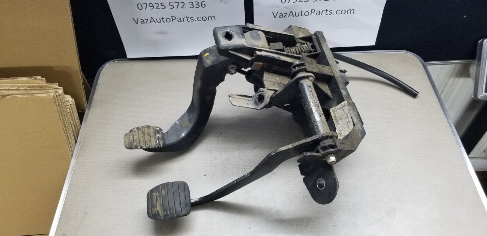 RENAULT Master Lm35 Business Dci Clutch Master Cylinder with pedals 8200672371 - Image 3
