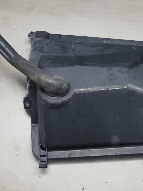 RENAULT TRAFFIC X82 / VAUXHALL VIVARO RH WINDSCREEN SCUTTLE PANEL 93868424