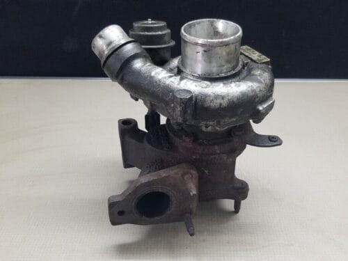 Used Renault Trafic Vivaro 2.0 diesel turbocharger 2014