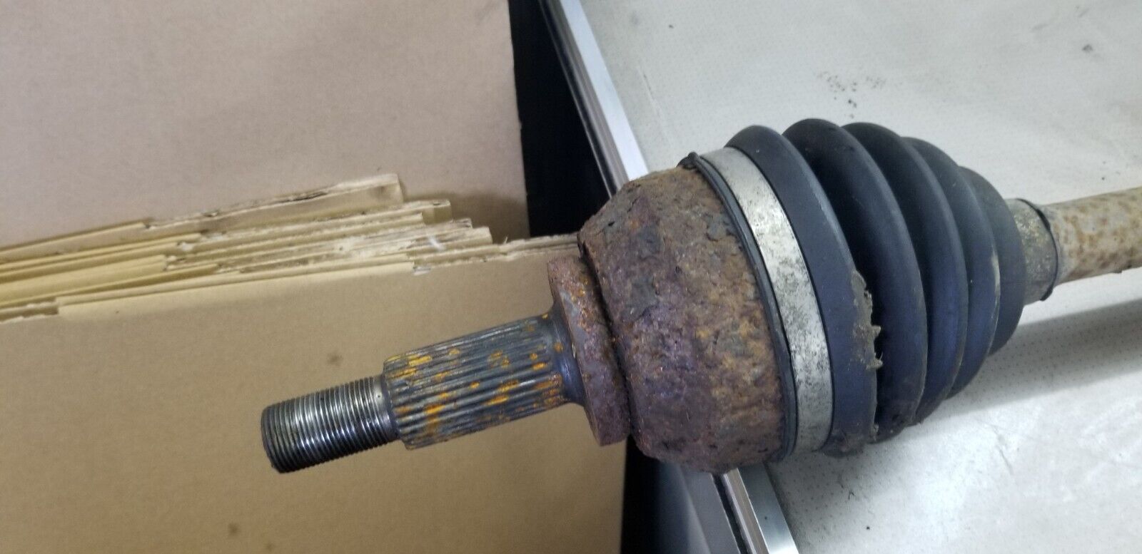 RENAULT TRAFIC MK3 X82 2015 1.6 DIESEL DRIVESHAFT O/S/F DRIVER SIDE RIGHT - Image 4