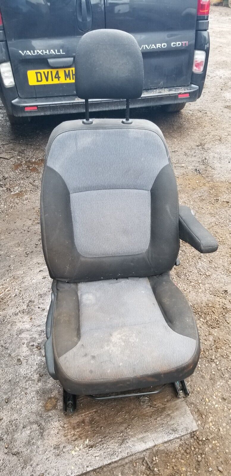Renault Trafic Vauxhall Vivaro Driver Front Seat 2014-2019 - Image 10