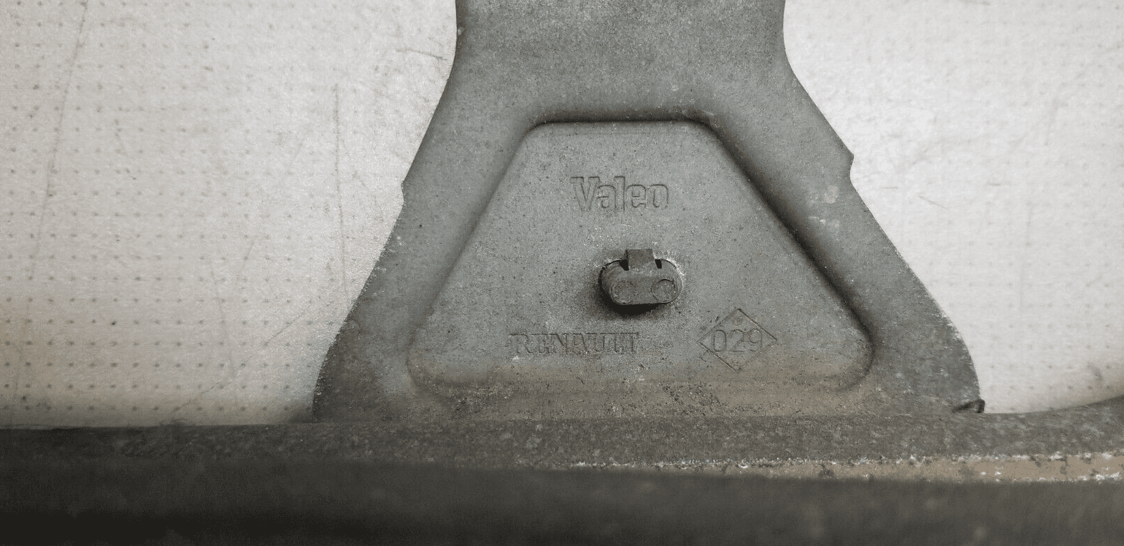 RENAULT TRAFIC VIVARO 2007-2014 FRONT WIPER MOTOR AND LINKAGE - Image 4