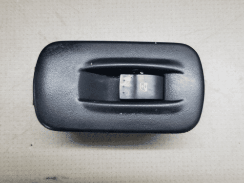 RENAULTTRAFIC  8200011870 front window control panel PASSENGER SIDE