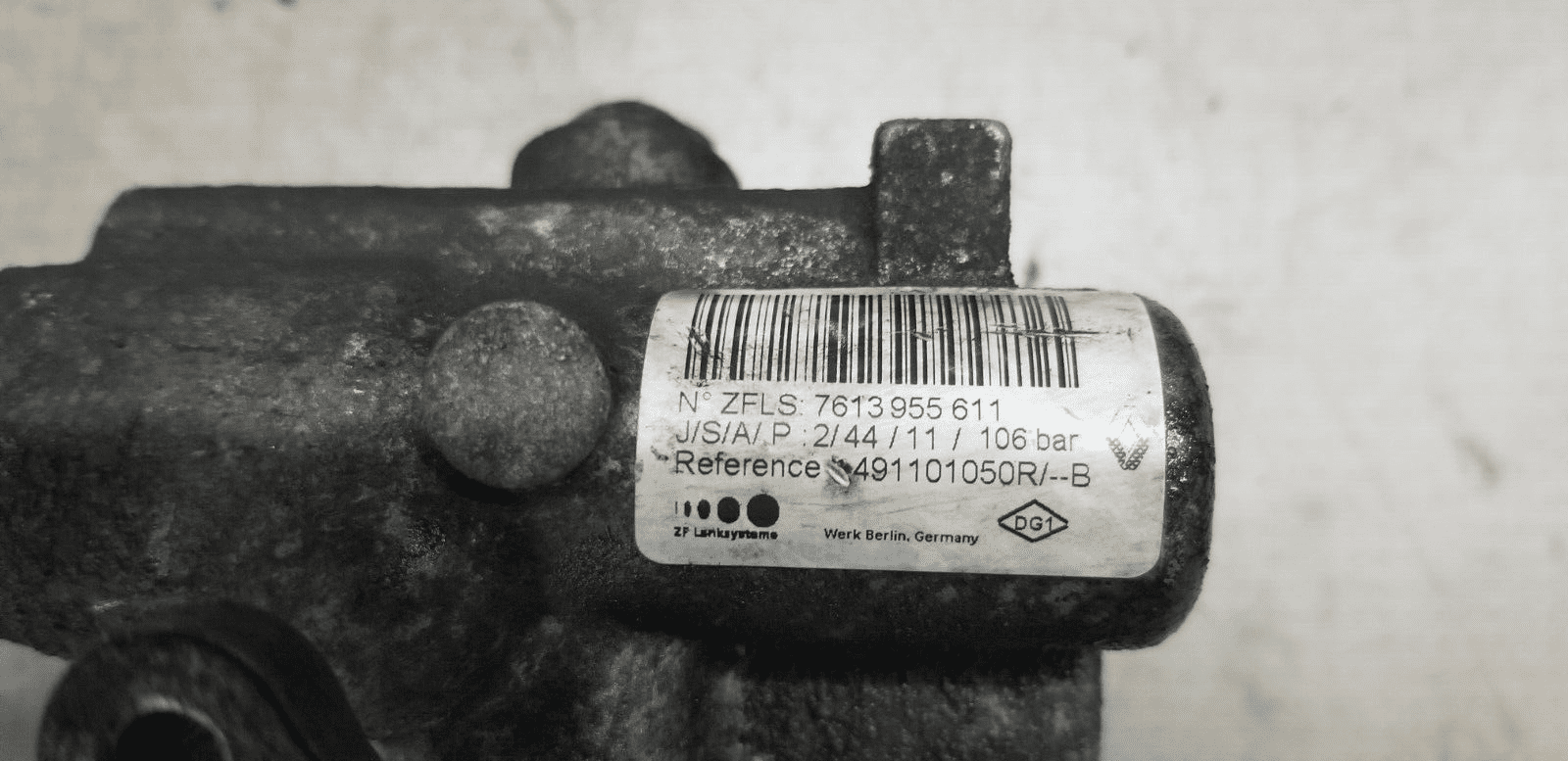 Renault Trafic II Vauxhall Vivaro A 2.0 DCI Power Steering Pump Unit 491101050R - Image 5