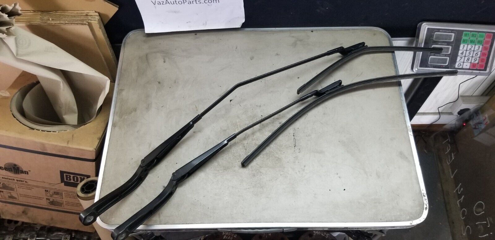 Renault Trafic MK3 Vivaro Front Wiper Arms Pair Right and Left 288860715R 2016