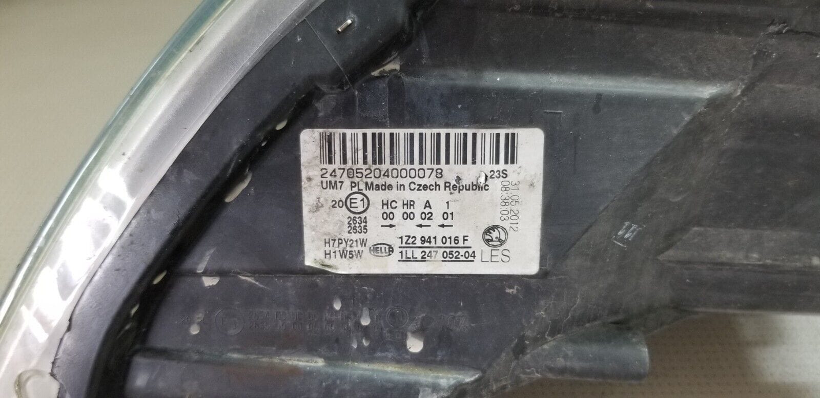 Skoda Octavia MK2 (2011) Driver Side Headlight 1Z2941016F |O - Image 4