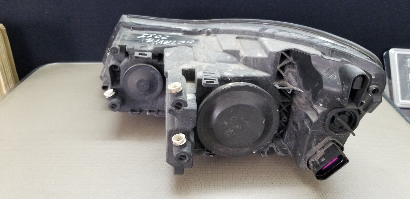 Skoda Octavia MK2 (2011) Driver Side Headlight 1Z2941016F |O - Image 5