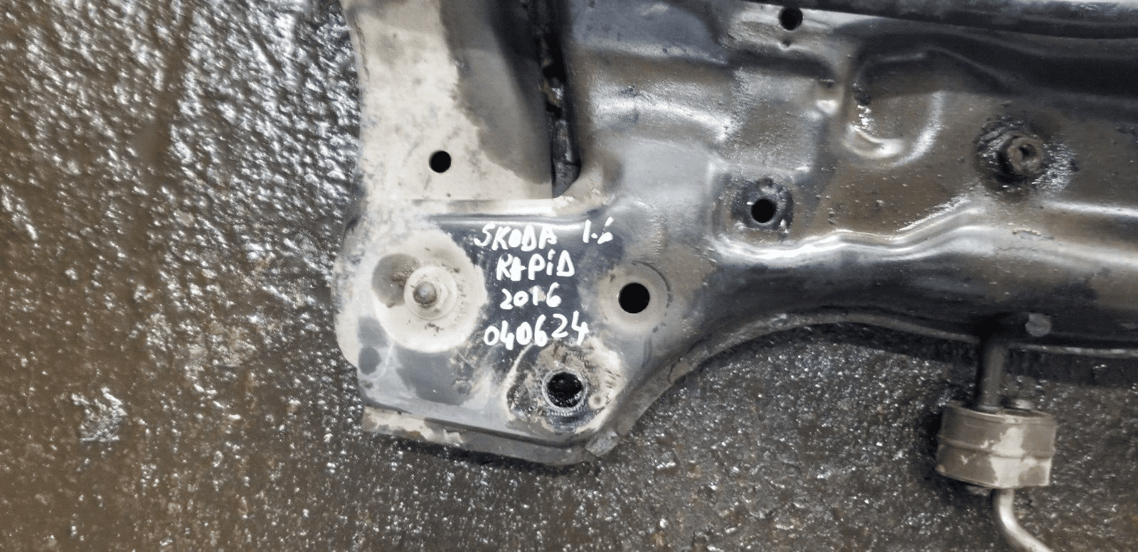 SKODA RAPID 2016 1.6 DIESEL FRONT SUBFRAME - Image 3