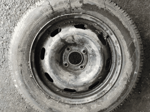 STEEL WHEEL AND TYRE 195/65R15 4 STUD
