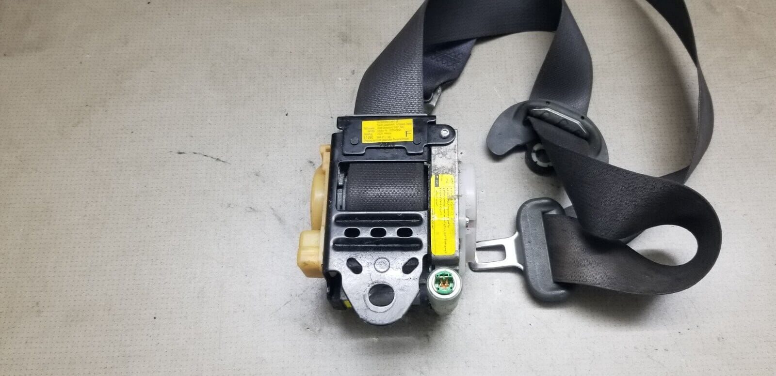 OEM right front seat belt for Land Cruiser 120