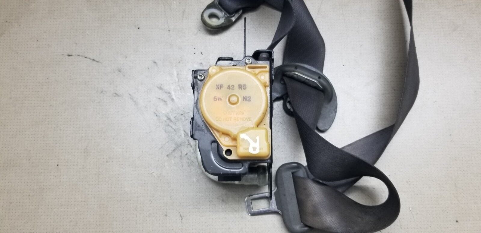 Toyota Land Cruiser Seat Belt 02-09 J120 Driver Right Front Grey TK-AF2-EF618-P - Image 5