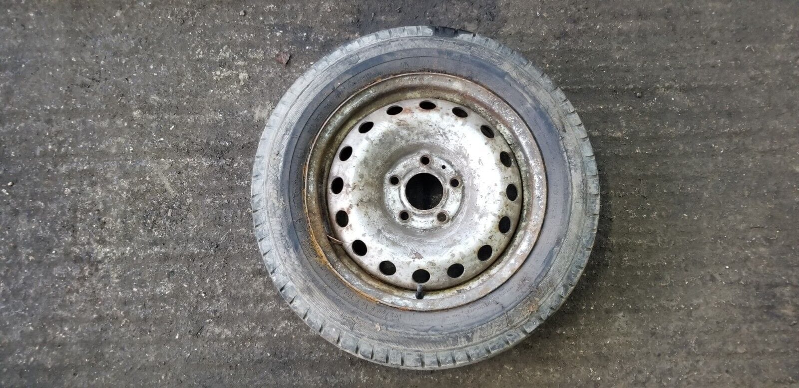 Vauxhall Vivaro 2012 16 Inch Steel Wheel With Tyre 195/65/R16C |O