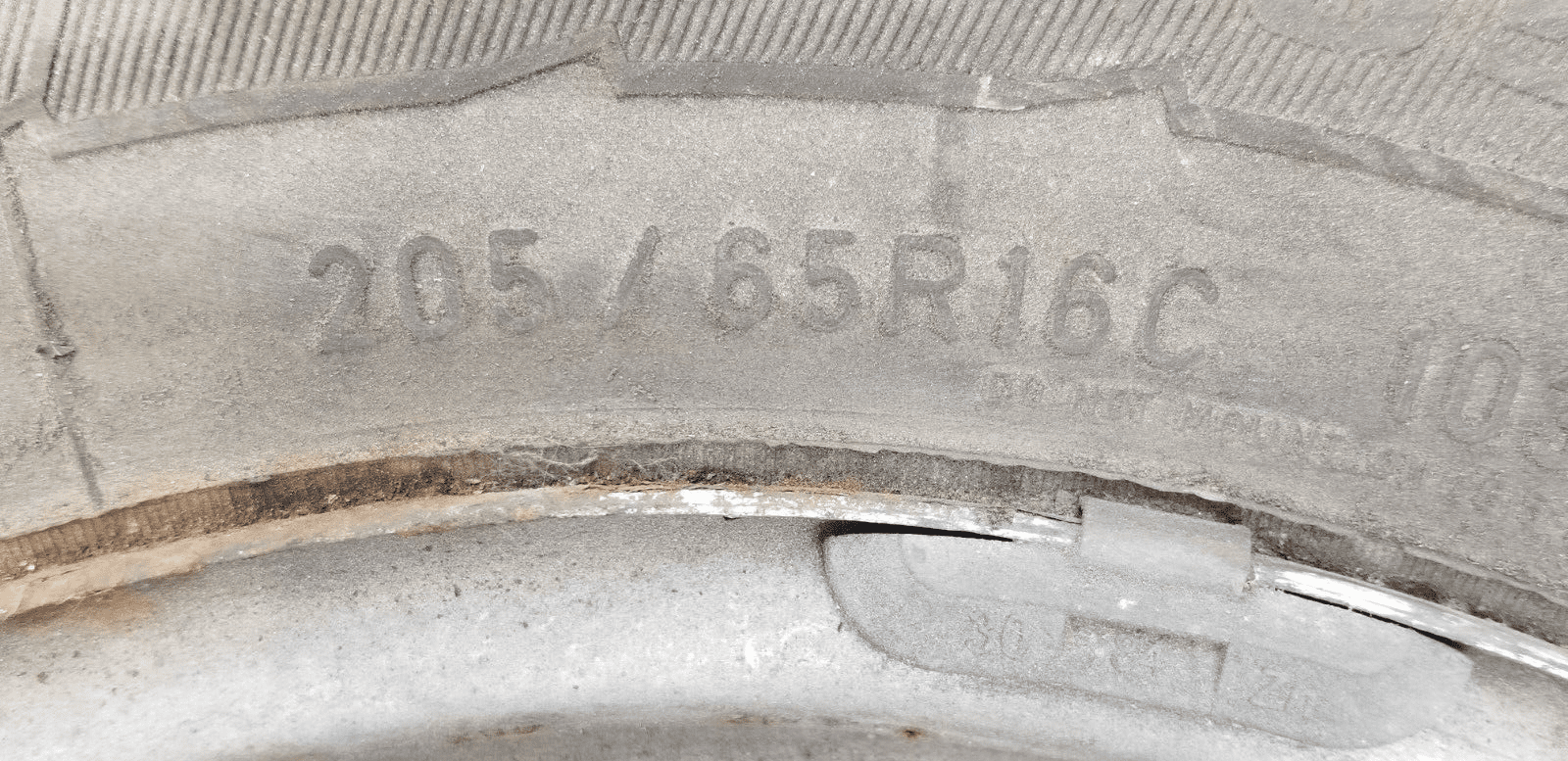 Vauxhall Vivaro Renault Trafic Steel Wheel and Continental Tyre 205/65R16C - Image 3