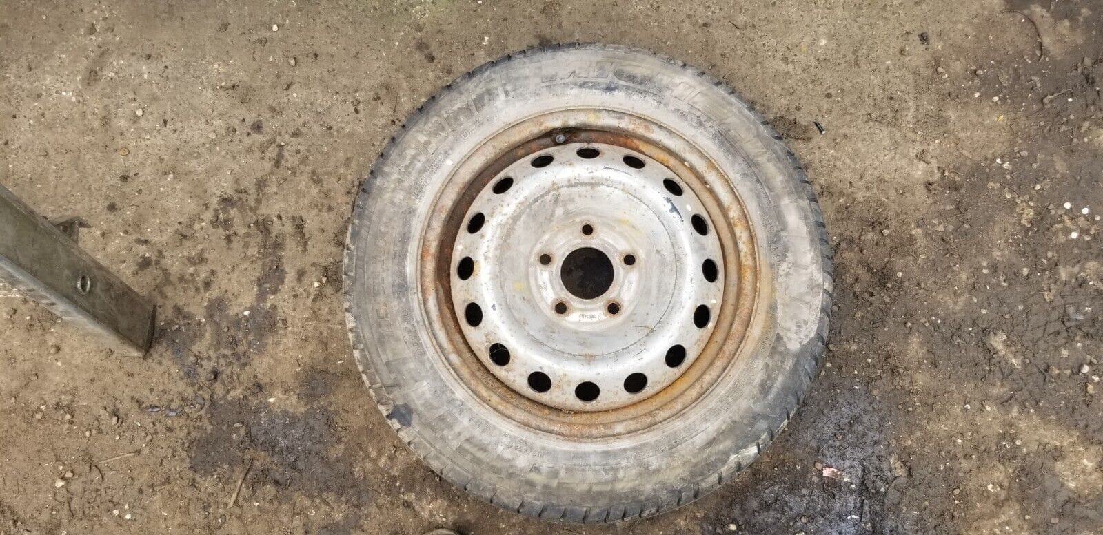 Vauxhall Vivaro Steel Wheel And Tyre 195/65/16C 1010469 |O