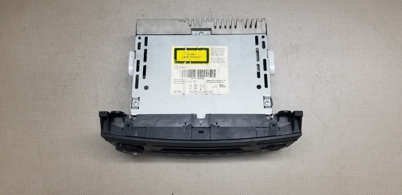 Volkswagen Crafter Radio CD Stereo Head Unit 2013 A0048204086 No Code Available - Image 3