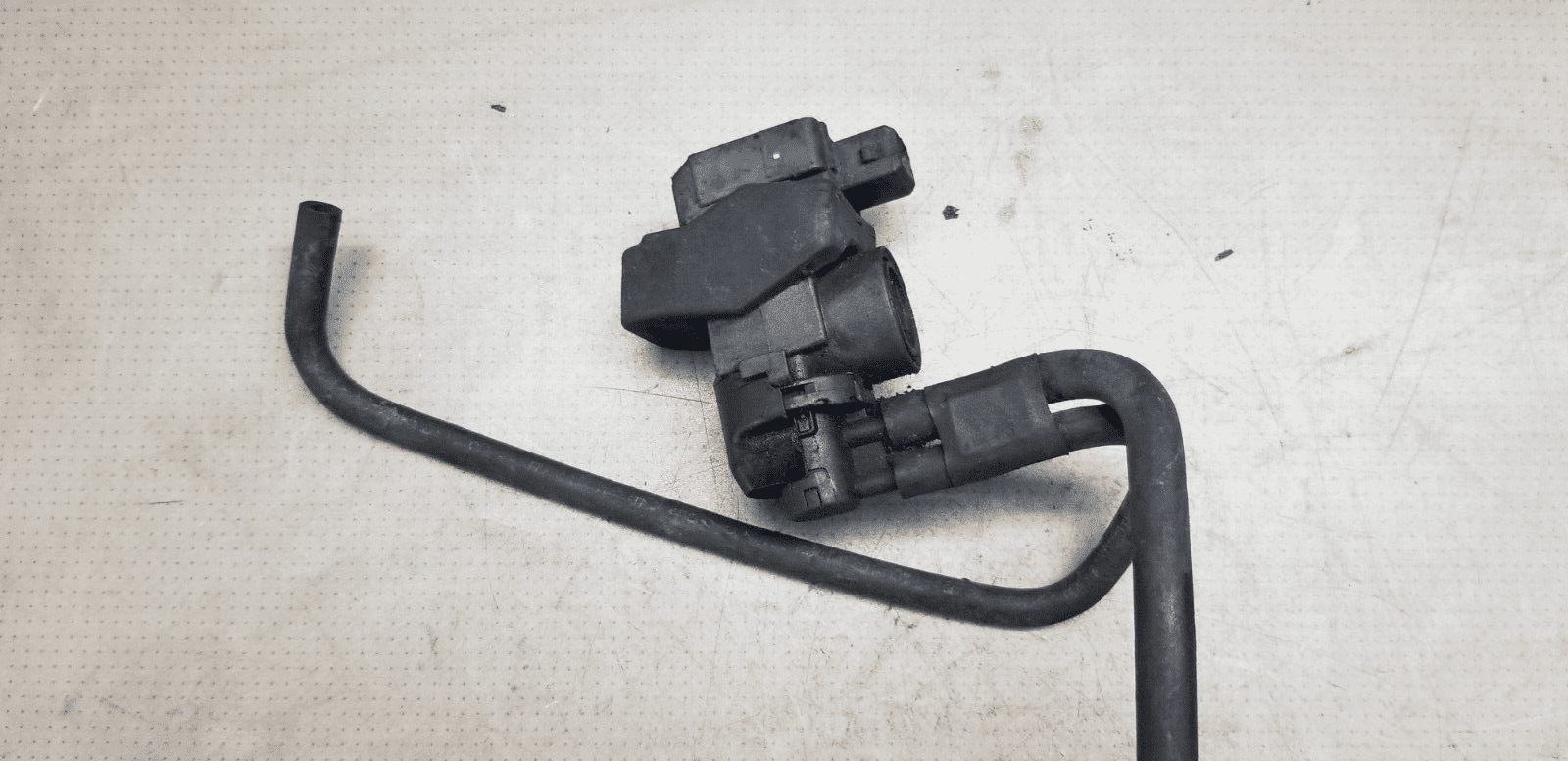 Vauxhall Movano Renault Master 11-18 Turbo Boost Pressure Solenoid 149566215R