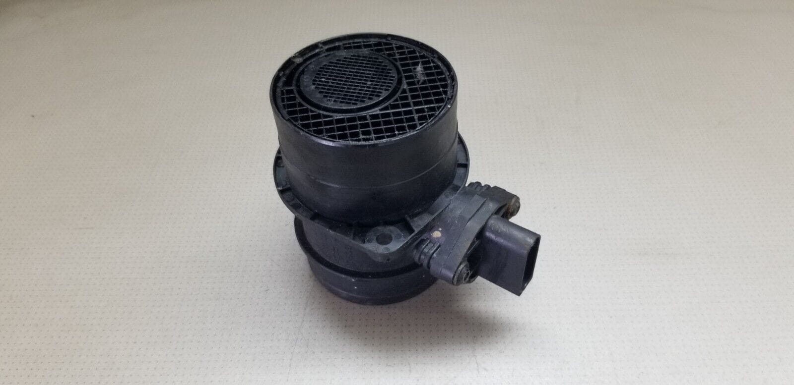 074906461B Genuine Audi Skoda 1.9 - 2.0 Mass Air Flow Meter Sensor 0281002461 - Image 3