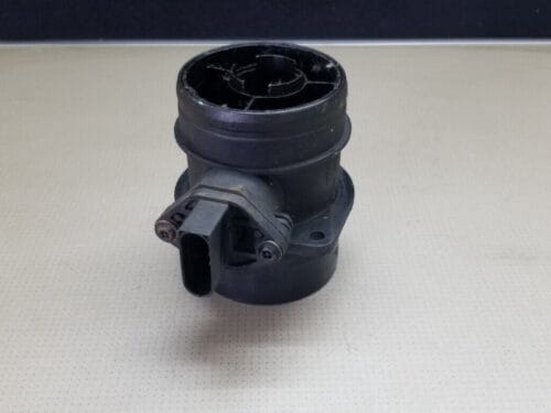 074906461B Genuine Audi Skoda 1.9 – 2.0 Mass Air Flow Meter Sensor 0281002461