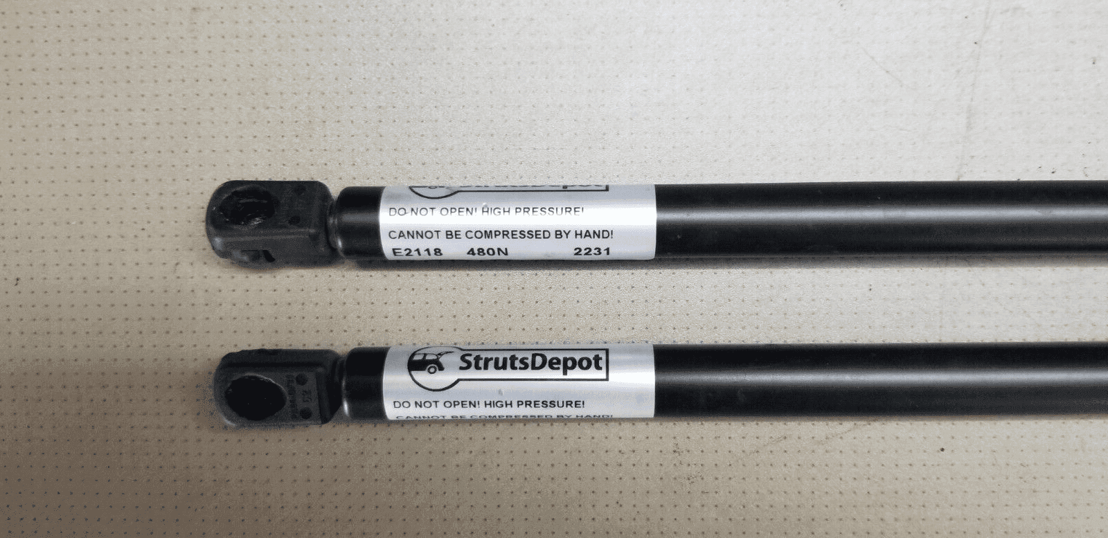 2012 SKODA OCTAVIA 5 DOOR ESTATE TAILGATE SUPPORT STRUTS - Image 3