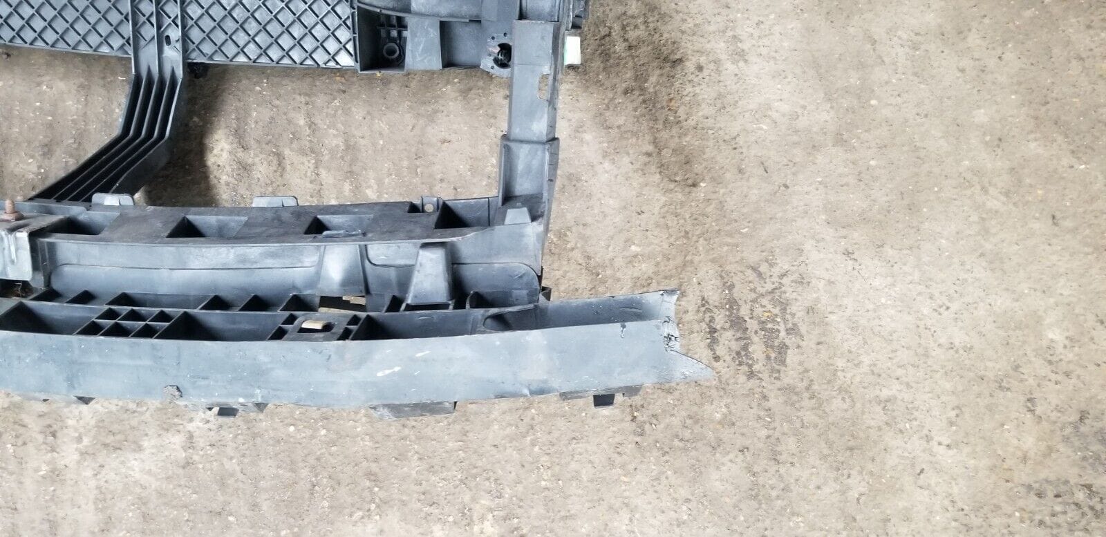 2015 RENAULT TRAFIC RADIATOR SUPPORT AND FRONT PANEL - Image 5