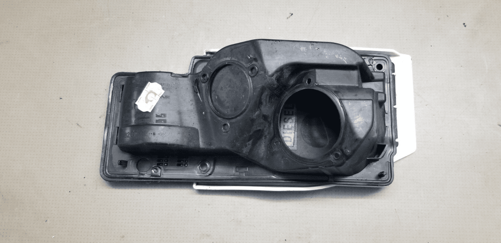 2015 Renault Trafic Vauxhall Vivaro Fuel Filler Flap 781209835R |O - Image 3