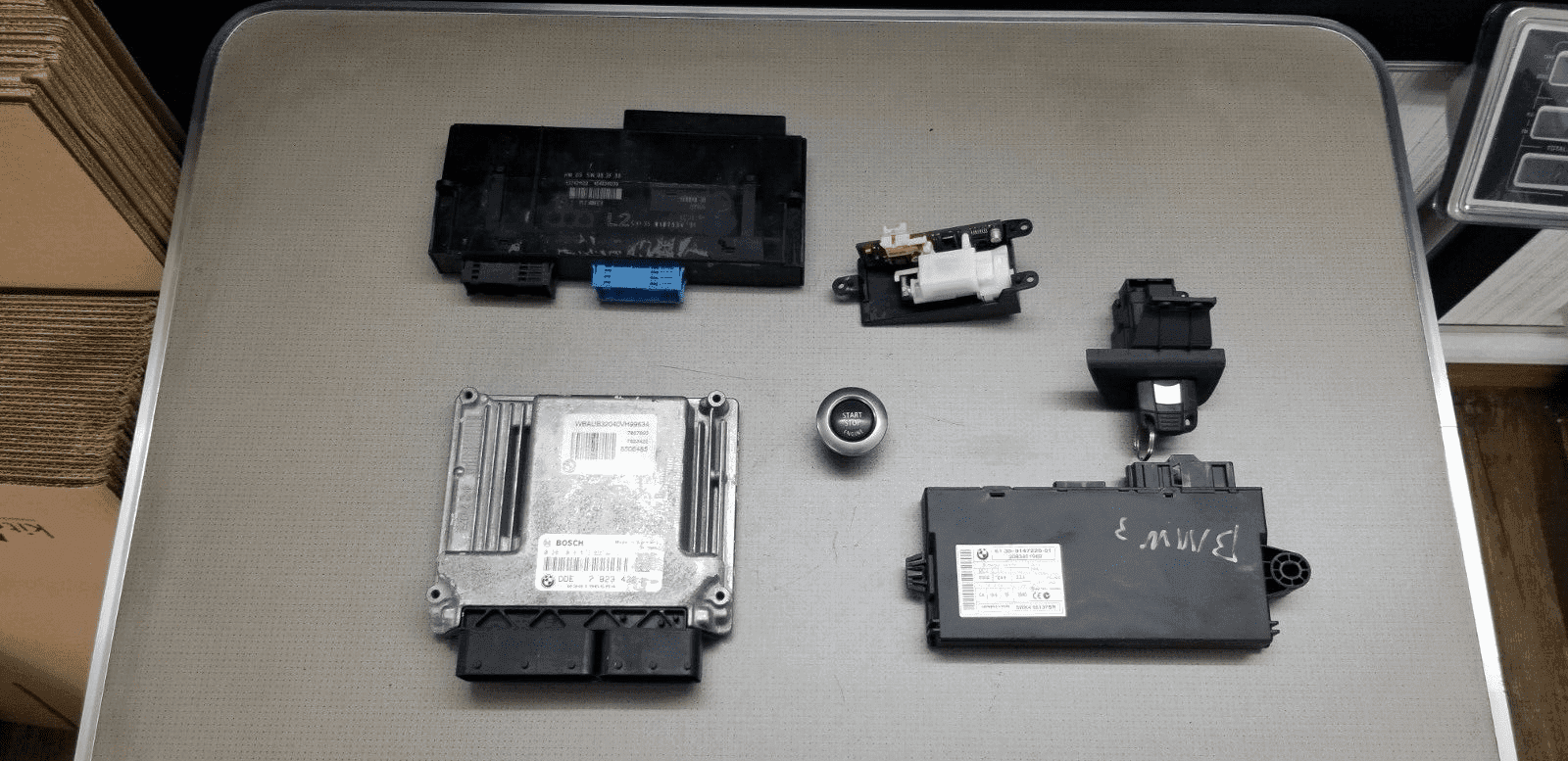 BMW 1 3 Series E81 E87 E90 LCI 118d 318d N47 Diesel ECU Kit DDE CAS3 Key 7823422