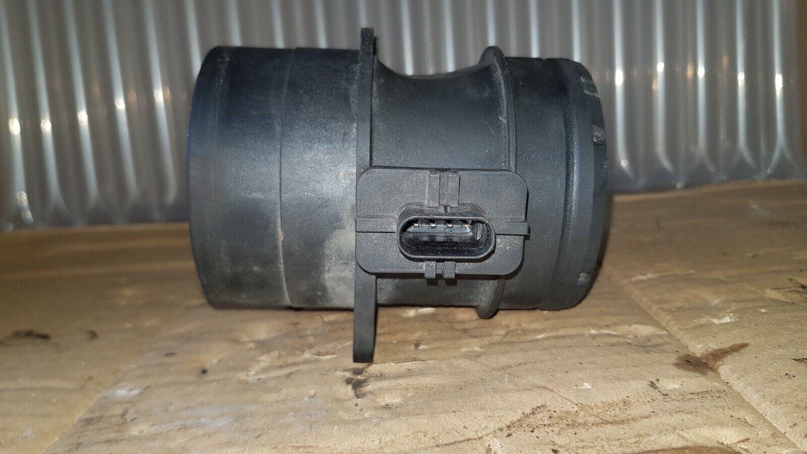 Bosch 0 281 002 956 Air Mass Sensor Fits VW Crafter 2.0 TDI 2.0 TDI RWD '04-'22 - Image 4