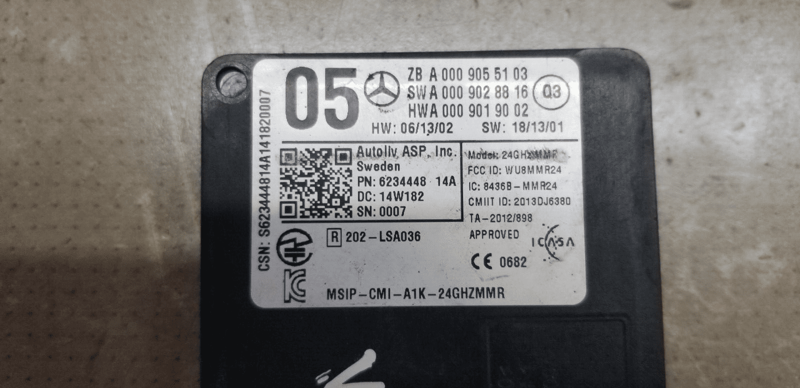 Distance Radar Module Mercedes W176 W207 W212 Front Distronic Unit A0009055103 - Image 3