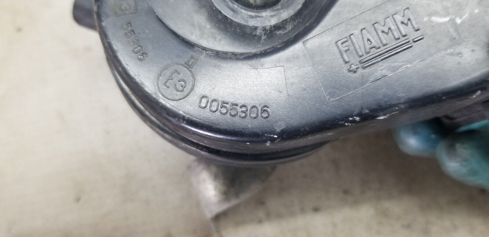 FIAMM UNIVERSAL LOW TONE 12V HORN ORIGINAL EQUIPMENT FITTMENT AM80S 0055306 - Image 4