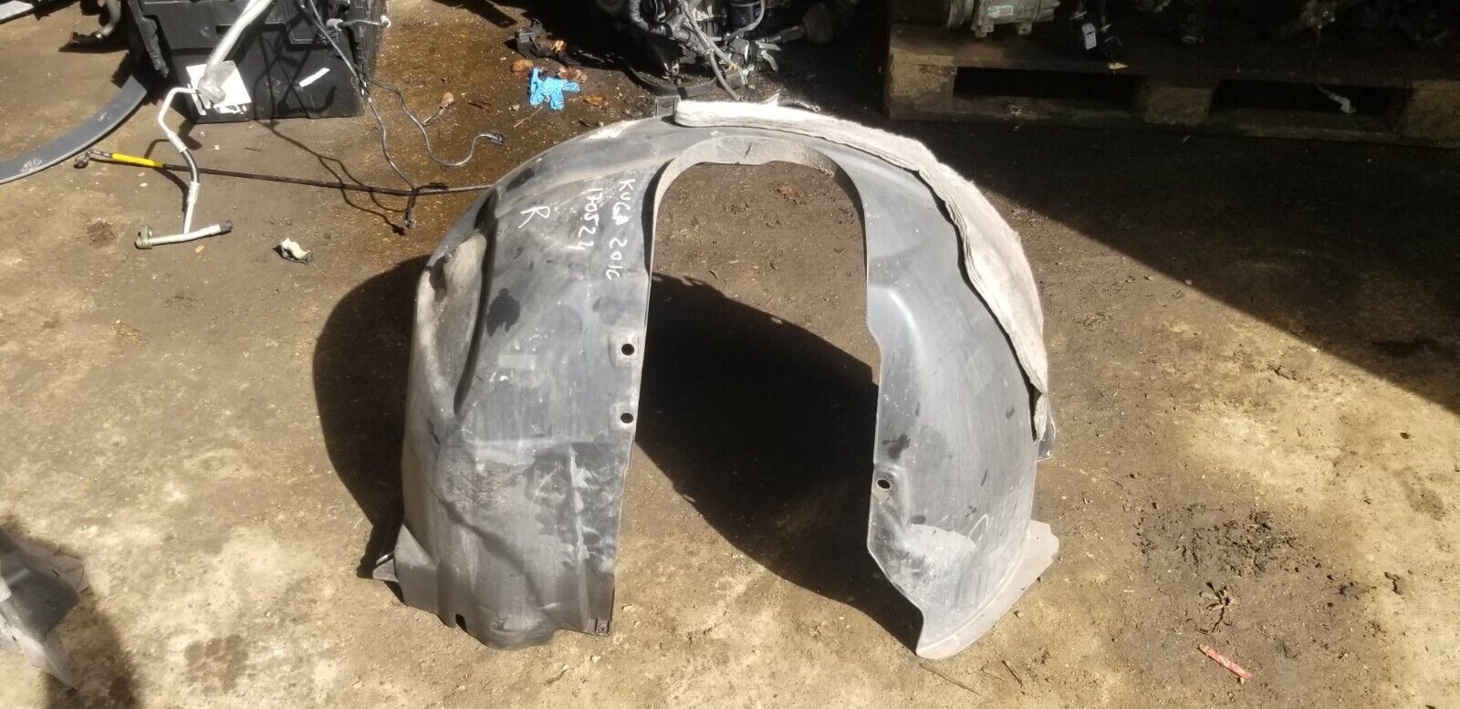 FORD KUGA WHEEL ARCH LINER SPLASH GUARD FRONT RIGHT SIDE CV4416114BE 2016