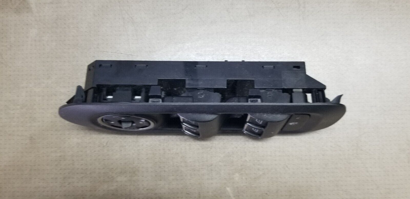 Ford Galaxy MK3 Electric Window Switch 2006 - 2015 AM2T14A132AA - Image 6