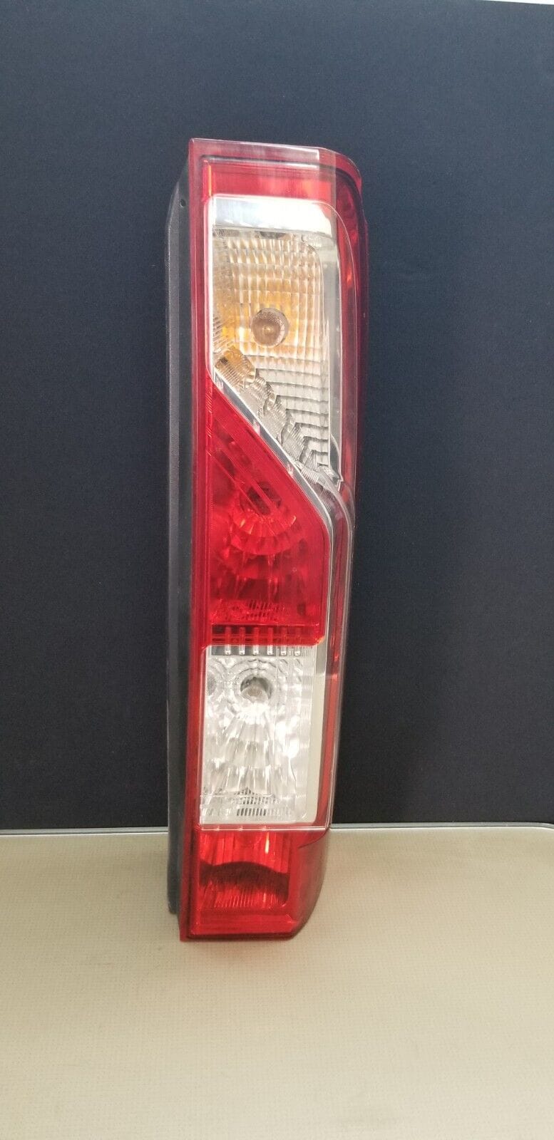Genuine Renault Master Mk3 Driver Side Tail Light – OEM