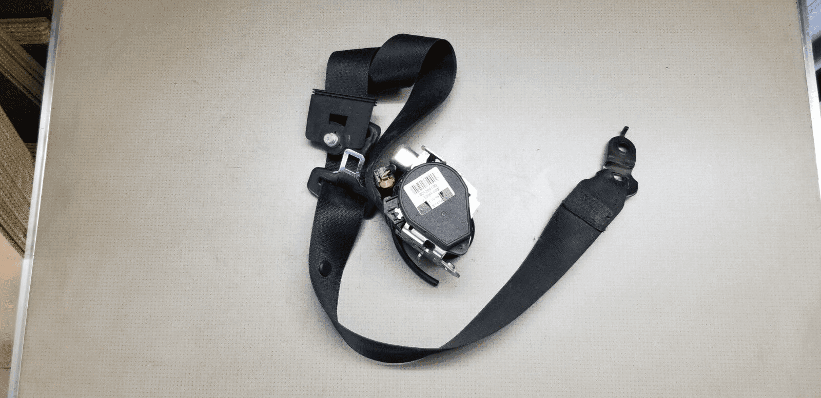 Genuine Mercedes Sprinter W906 Front Right Side Seat Belt Seatbelt A9068600285