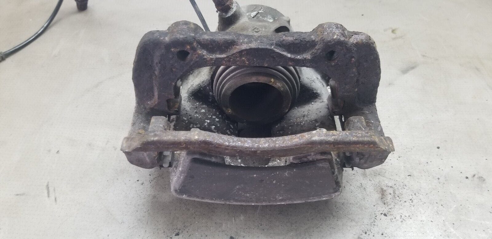 MERCEDES BENZ C CLASS W204 C220 BRAKE CALIPER OSF DRIVER SIDE FRONT RIGHT - Image 5