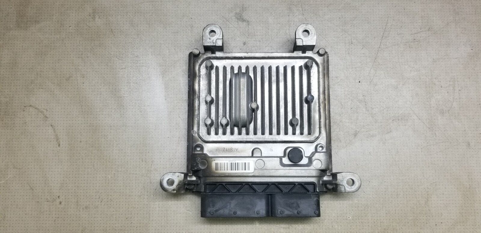 Mercedes E-Class 2015 W212 ECU A6519003701 - Front View